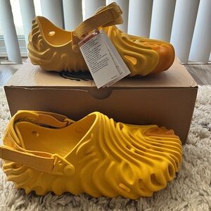 🚨BRAND NEW🚨Salehe Bembury x Croc Pollex Crog